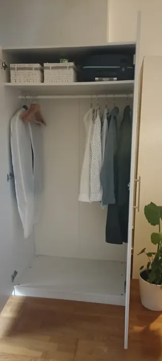 Armario Pax Blanco con leja y barra