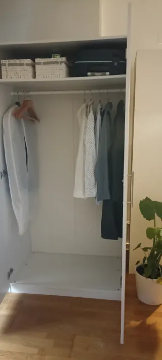 Armario Pax Blanco con leja y barra