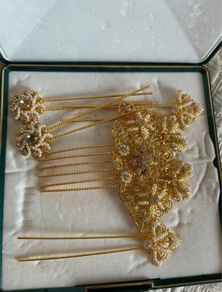 Complementos Fallera Oro y Blanco