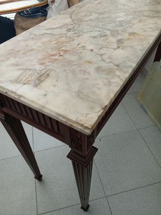 Mesa recibidor mármol y madera