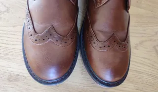 Botines marrones con cordones