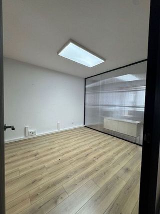 Oficina en venta en Castilla - Hermida en Santander