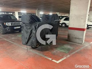 Garaje en venta en Centre en Hospitalet de Llobregat, L´
