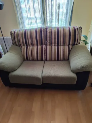 Conjunto de 2 sofás (3pl y 2pl) de tela verde con