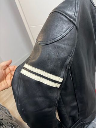 Chaqueta de cuero para moto con protecciones