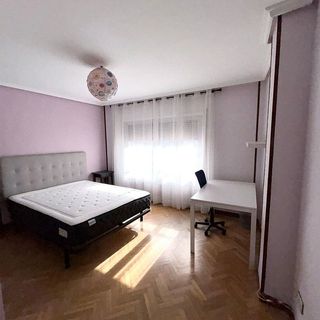 Piso en alquiler en Paseo Sagasta en Zaragoza