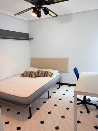 Piso en alquiler en Paseo Sagasta en Zaragoza