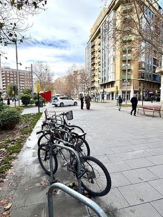 Piso en alquiler en Paseo Sagasta en Zaragoza