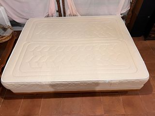 Cama 150 con Base Madera