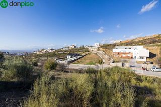 Terreno en venta en Zubia (La)