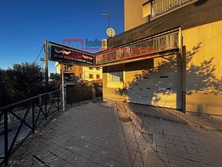 Local comercial en venta en Campo Real