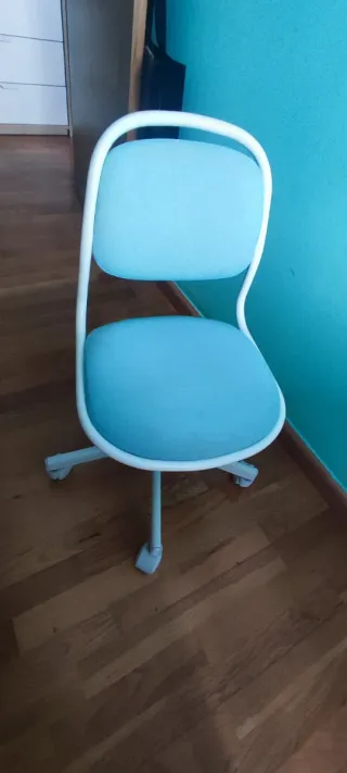 Escritorio, Silla y Estantería IKEA PÅHL