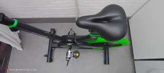 Bicicleta spinning ,Negra y Verde
