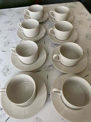 Juego 8 Tazas + platos Café con Leche