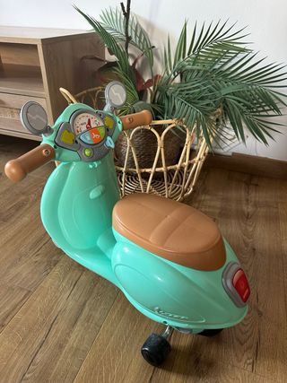 Moto correpasillos Vespa Chicco