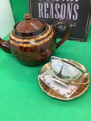 Set teiera e tazzina vintage