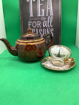 Set teiera e tazzina vintage