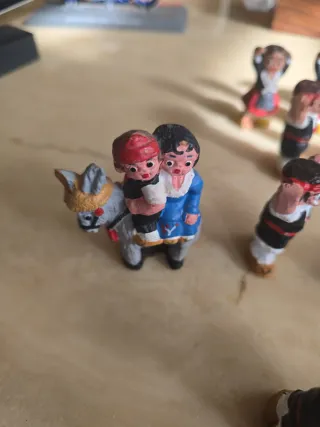 Lote figuras regionales años 70