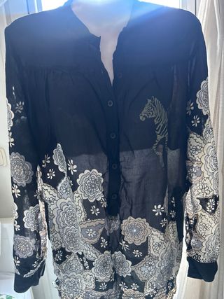 Blusa Desigual Estampada Cebra y Flores
