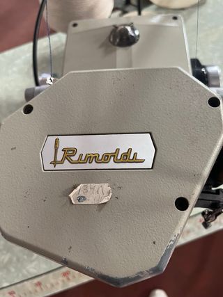 Remoldi Overlock Industrial con Mesa y Motor