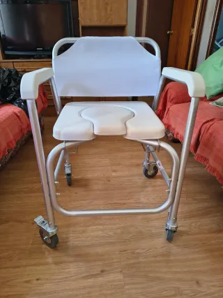 Silla de baño nueva sin estrenar