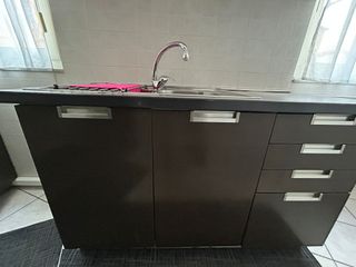 Cucina completa con elettrodomestici