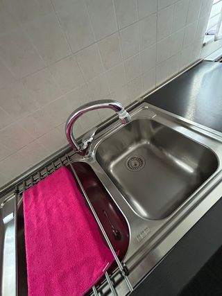 Cucina completa con elettrodomestici