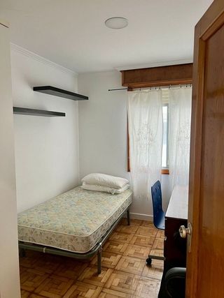 Piso en alquiler en O Berbés - Peniche en Vigo