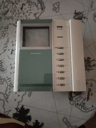 Videoportero Comelit con pantalla