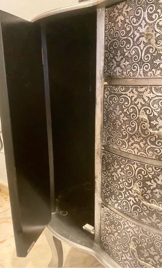 Consola y espejo de madera con acabado plateado