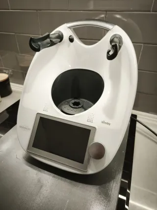 Bimby TM6 + 1 Copo + Mandolina - Valor Negociável