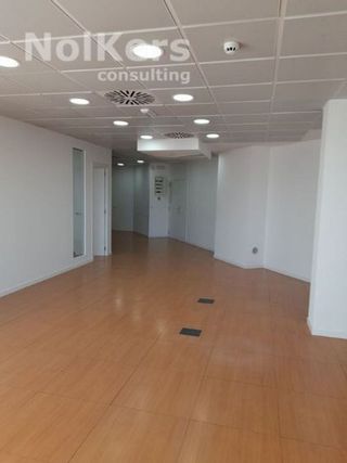 Oficina en alquiler en Coll Favà - Can Magí en Sant Cugat del Vallès