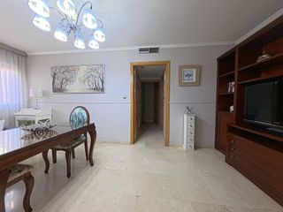 Piso en alquiler en Ciudad Jardín - Zoco en Córdoba