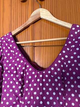 Vestido Flamenca Lunares - Alegre y favorecedor.