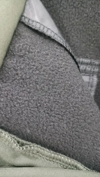 Pantalón de montaña impermeable