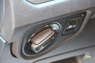 Volkswagen Touran 1.6 TDI Business Edition 116cv