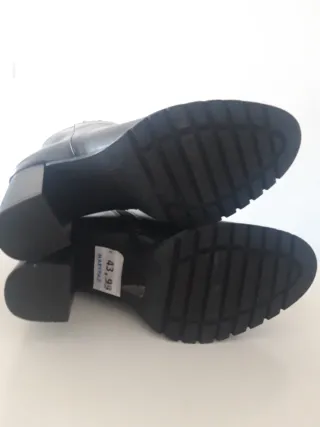Botines negros tacón medio