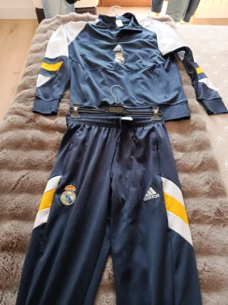 Chándal Real Madrid Adidas Talla M Nuevo