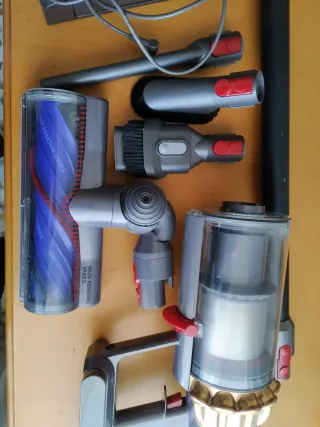 Aspirapolvere Dyson V11