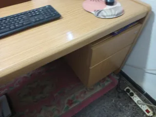 Mesa de despacho grande