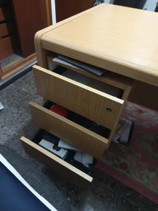 Mesa de despacho grande