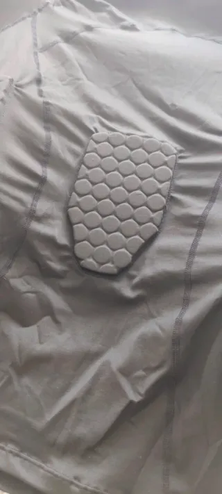 Camiseta elástica con protecciones XXL