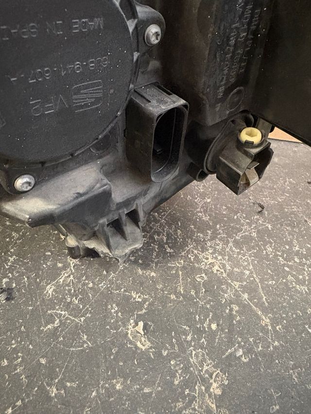 Faro Seat Arona Ibiza Derecho 2017-2021