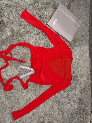 Chaqueta bailarina deportiva roja Missguided