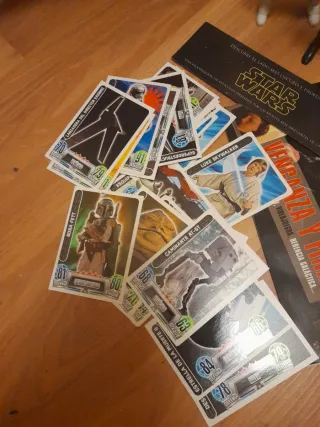 Lote Star Wars figuras y cartas