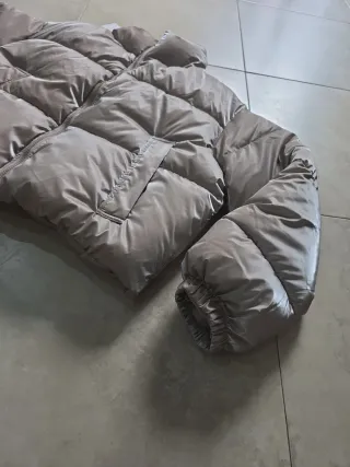 Abrigo acolchado Zara beige