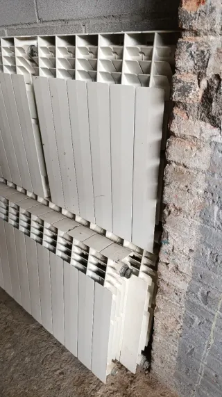 Radiadores de aluminio blancos