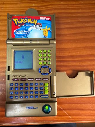 Consola Pokémon Tiger Dorada