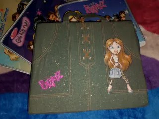 Maletín Bratz con reloj