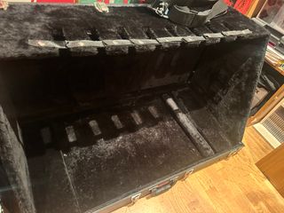 Supporto Stagg per 6 chitarre